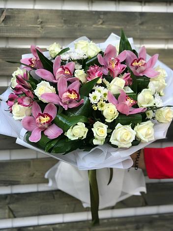 Букет цветов из: Розы и Хризантемы в Жердевке