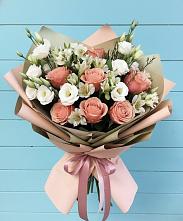 Букет цветов из:  Розы, Альстромерии и Лизиантусы в Жердевке