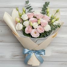 Букет цветов из:  Лизиантусы в Жердевке