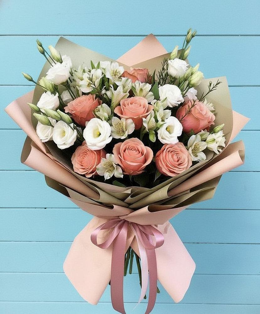 Букет цветов из: Розы, Альстромерии и Лизиантусы в Жердевке