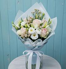 Букет цветов из:  Розы и Лизиантусы в Жердевке