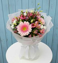 Букет цветов из:  Герберы, Альстромерии и Лизиантусы в Жердевке