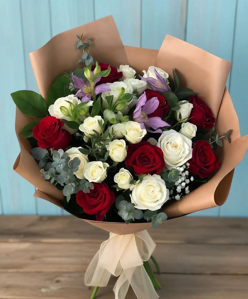 Букет цветов из: Розы и Альстромерии в Жердевке