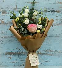 Букет цветов из:  Розы и Лизиантусы в Жердевке