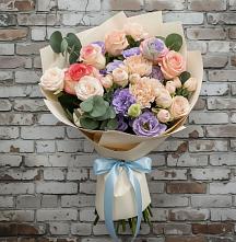 Букет цветов из:  Розы, Лизиантусы и Гвоздики #REPLACE_PRED# Жердевке